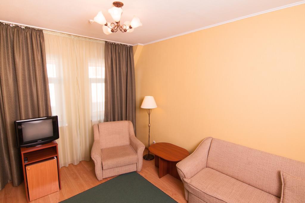 Mini-hotel on Elektrotechnichnaya Street 18 Kiew Exterior foto