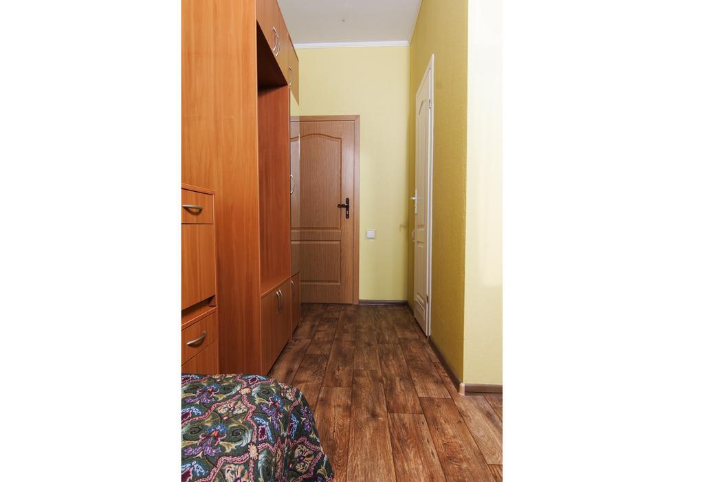 Mini-hotel on Elektrotechnichnaya Street 18 Kiew Exterior foto