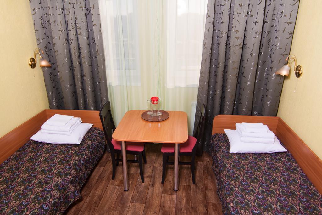 Mini-hotel on Elektrotechnichnaya Street 18 Kiew Exterior foto